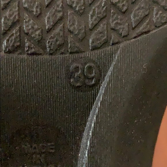 A’RCOPEDICO Gray Shoes. Size 39. NWOT or Box. - Picture 3 of 7